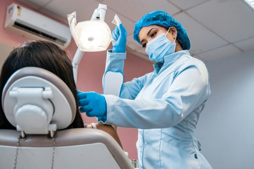 Seduta di igiene dentale professionale