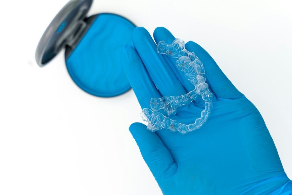 Allineatori trasparenti per ortodonzia